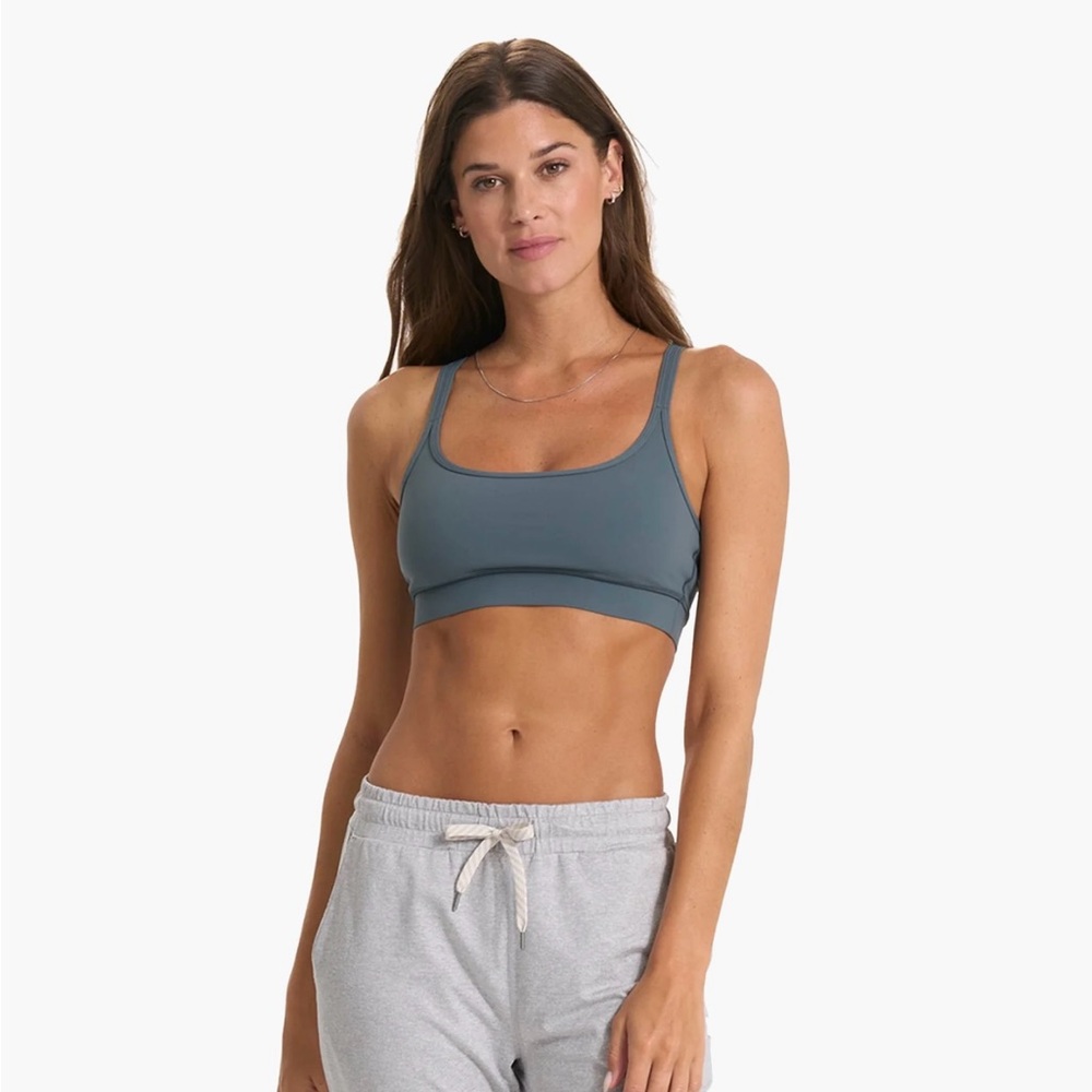 Vuori mindset bra NWT never worn size S color stone